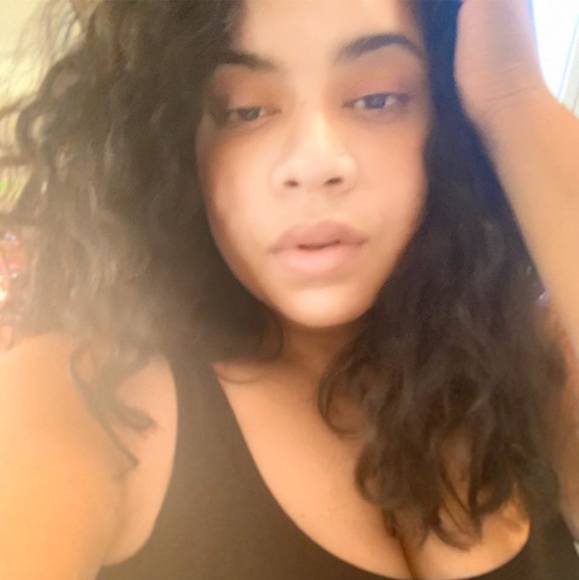 Meet your Posher, Ariel - Picture 1 of 1